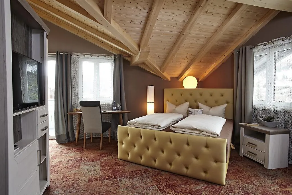 Vintage-Hotel Charivari Sommer Bergbahnen kostenlos Bolsterlang